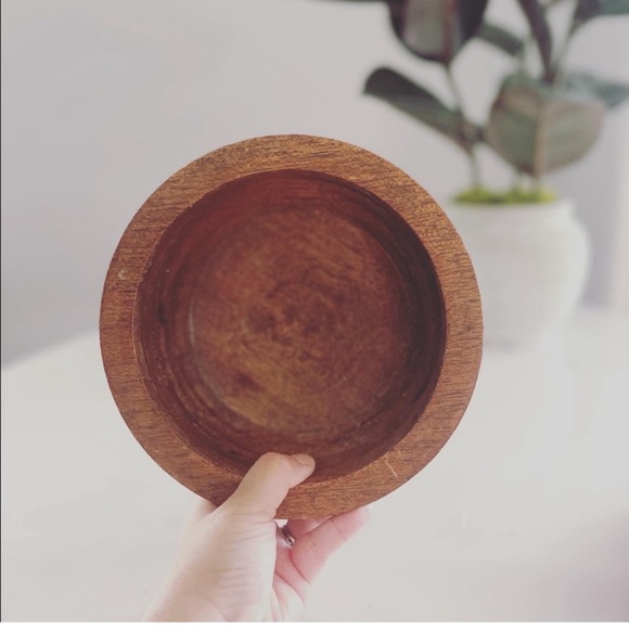 Round wooden rustic vintage footed bowl - Picture 2 of 6